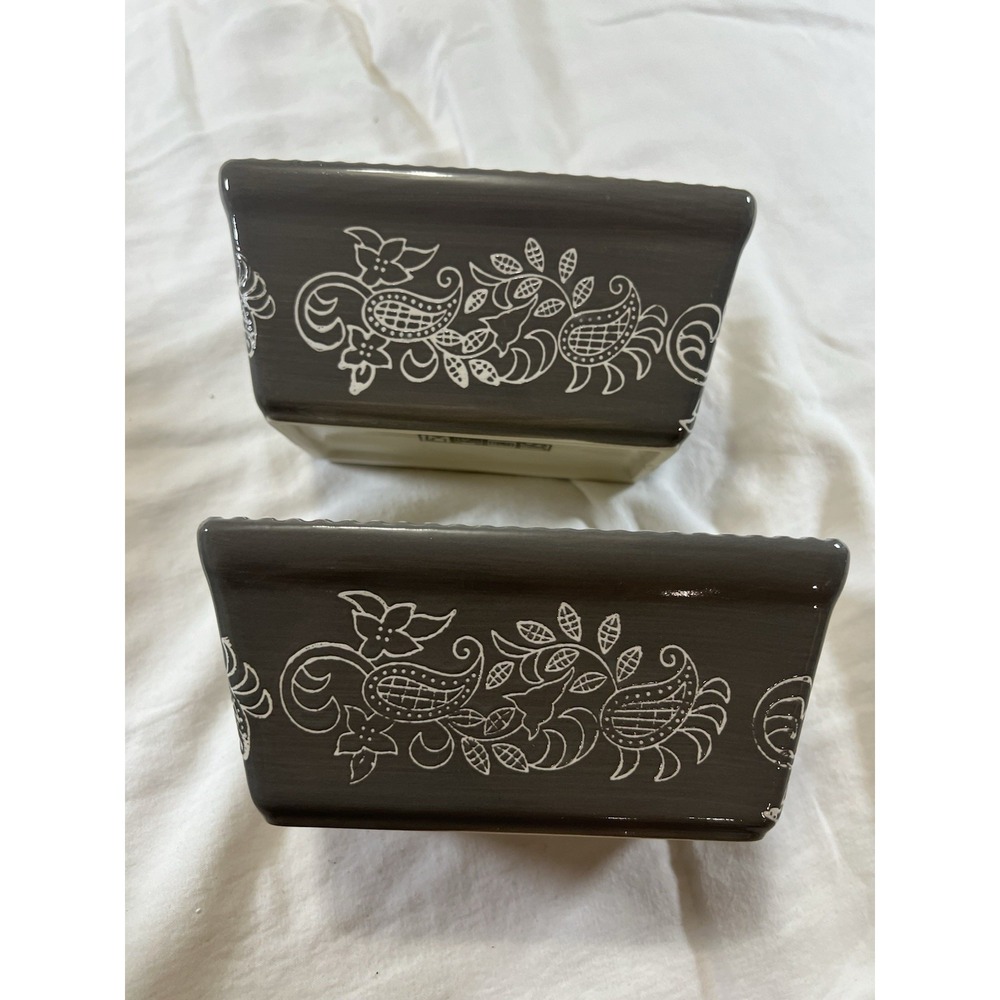 Baum Gray Floral Stoneware Mini Loaf Pans Set of‎ 2 Oven Safe Beaded Rim Modern - Picture 8 of 11